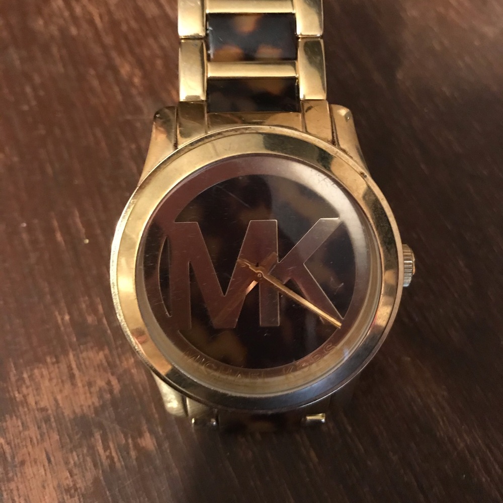 MK man watch